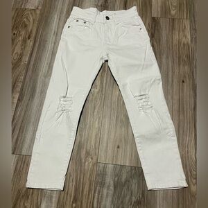 NWOT: Boy's Skinny Fit Ripped Destroyed Distressed Stretch Slim Jeans (6S)